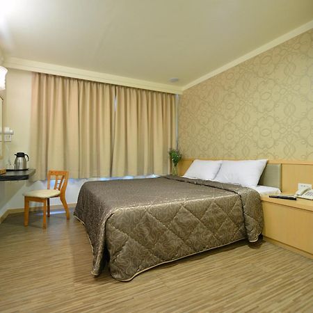 Ing Wang Hotel Tainan Exterior foto